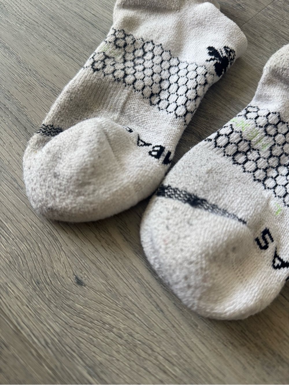 Bombas Athletic Low Socks (White) - Picture 4 of 4